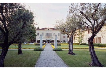 Itálie Hotel Bassano del Grappa, Exteriér